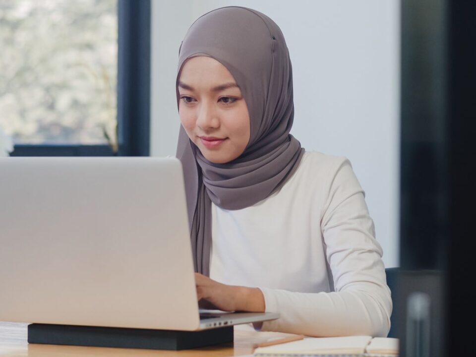 Strategi Bimbel dengan AOne