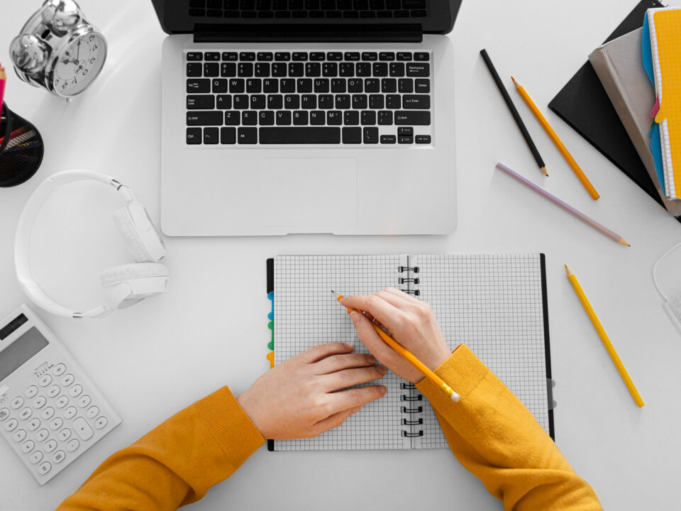 manajemen sekolah cerdas